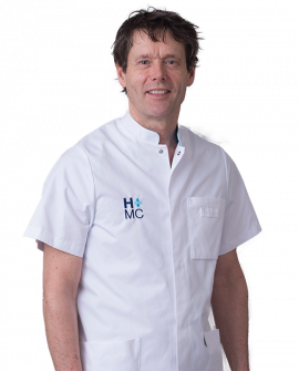 Internist-intensivist dr. P.J.W. Dennesen HMC