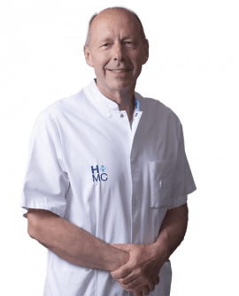 Chirurg dr. J.W.A. Oosterhuis HMC