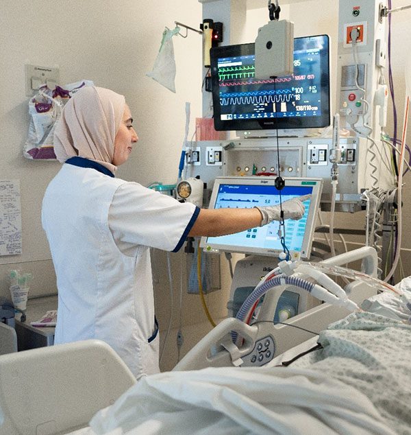 met hoofdletsel op de Intensive Care - controle en behandeling