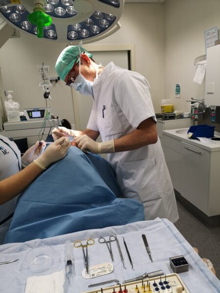 Hoe was je dag? We vragen het hoofd-hals oncologisch chirurg Michaël Frank uit HMC
