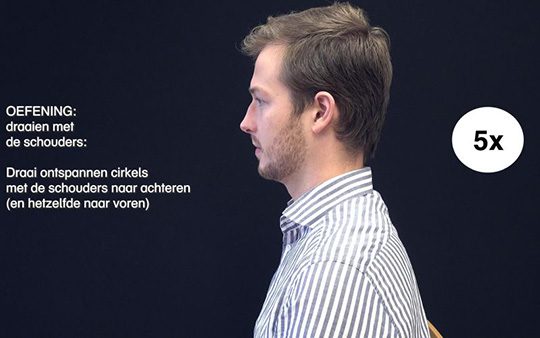 Oefening: Draaien met de schouders