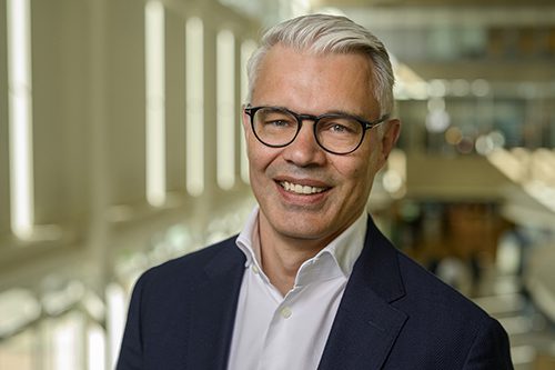 dhr. dr. M.R. Korte MBA, voorzitter
